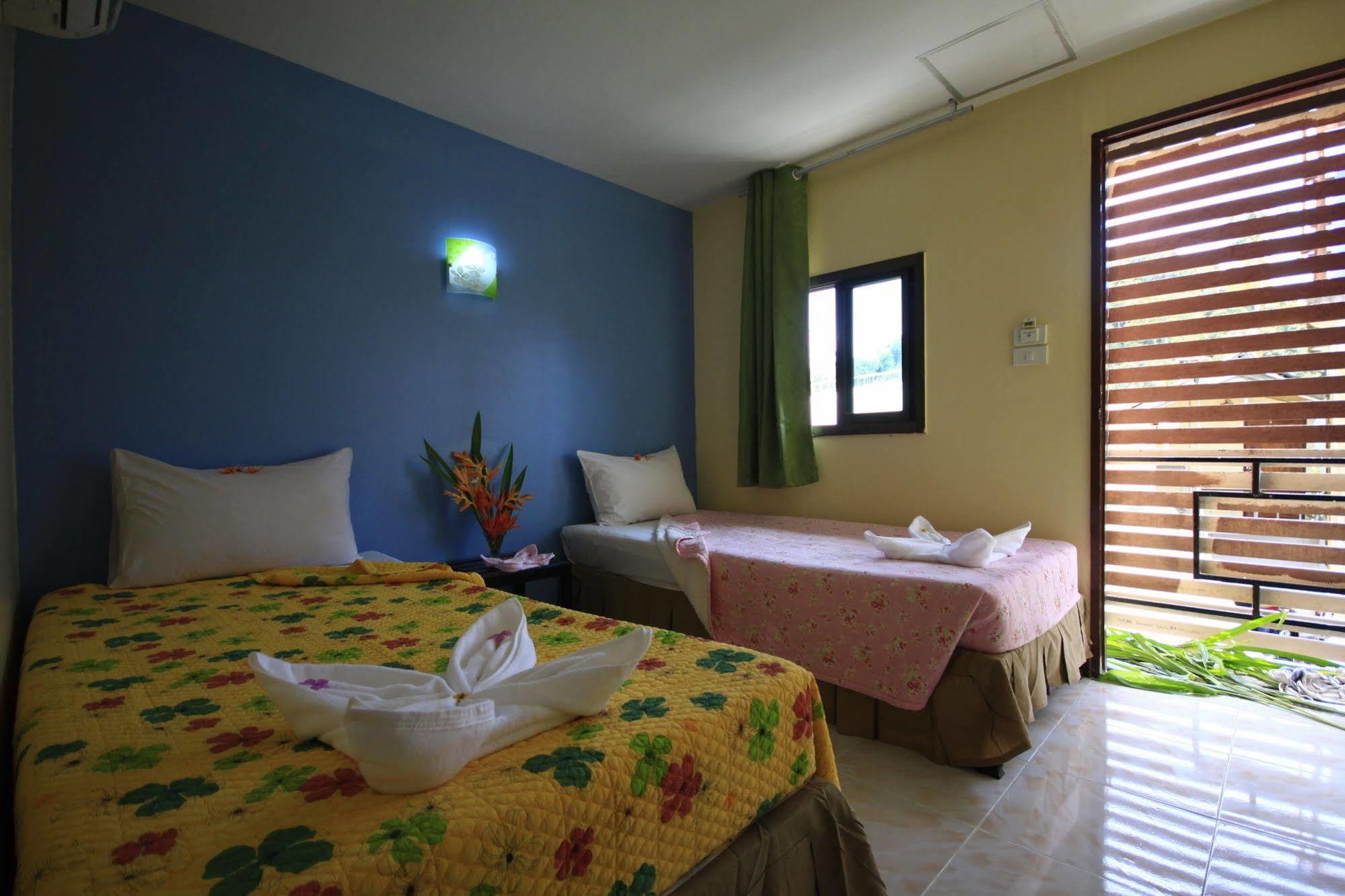 Pongpan House Phi Phi Apartment Exterior foto