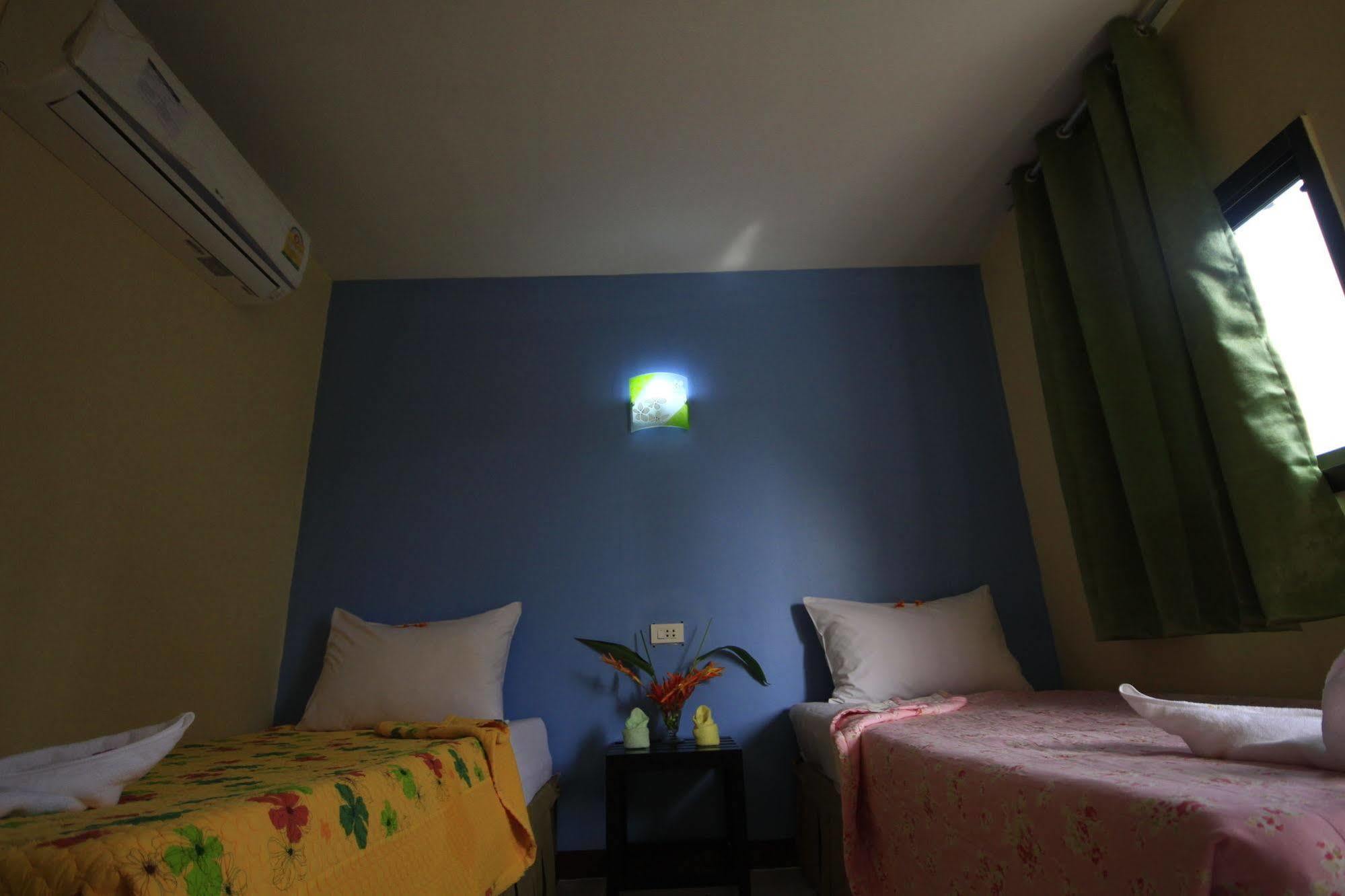 Pongpan House Phi Phi Apartment Exterior foto